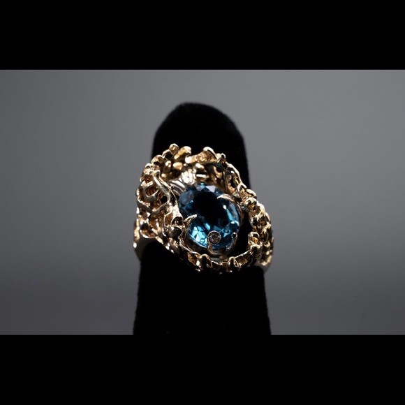 Blue Topaz Fish and 14k Gold Ring - Picture 3 of 5